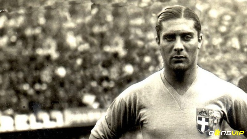 Giuseppe Meazza huyền thoại của bóng đá Italya 