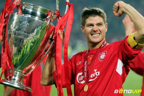 Cầu thủ xuất sắc nhất Liverpool - Steven Gerrard