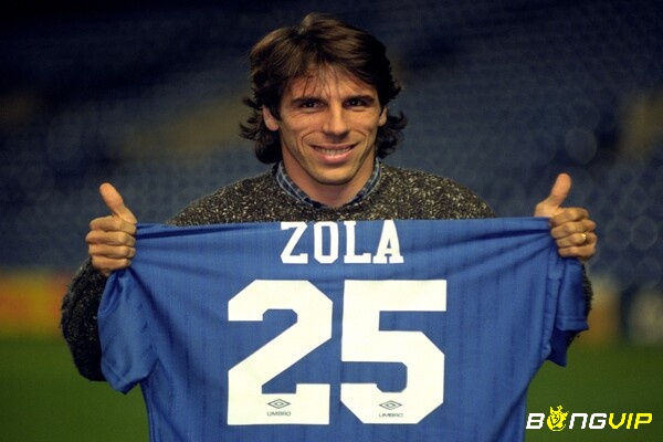 Zola là cái tên nổi bật trong tiền đạo hay nhất Chelsea