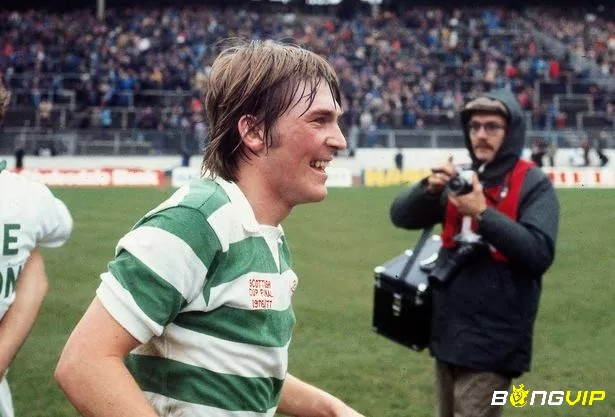 Kenny Dalglish trong màu áo của Celtic
