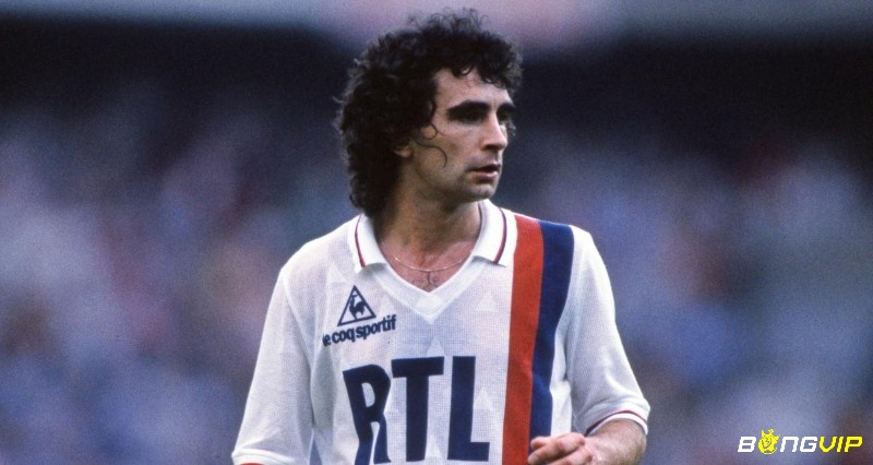 Dominique Rocheteau là một trong những huyền thoại của câu lạc bộ PSG