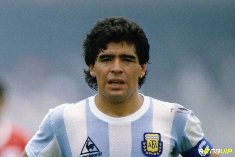 Cầu thủ xuất sắc nhất thế giới: Cầu thủ Diego Maradona