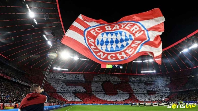 Logo của câu lạc bộ Bayern Munich​ hiện nay