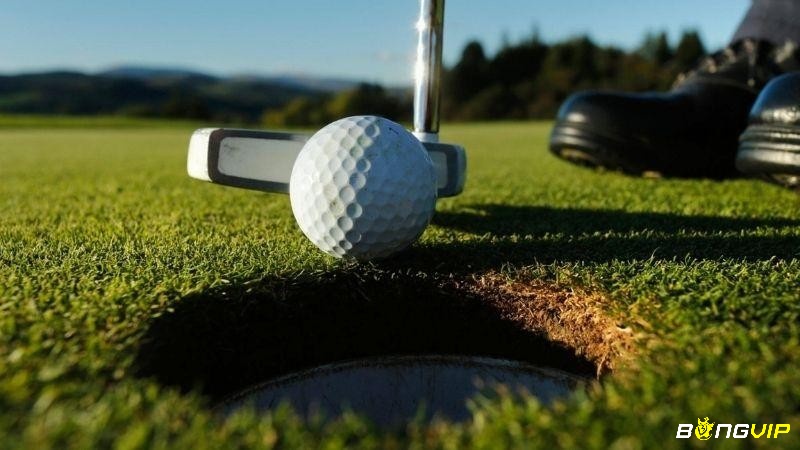 Tìm hiểu thông tin về trò chơi Golf là gì?