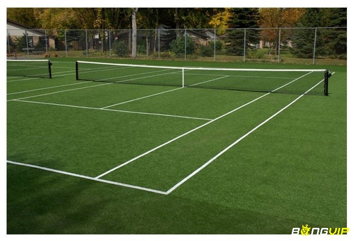 Sân quần vợt tiêu chuẩn