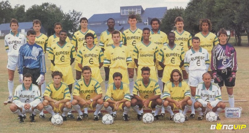 Nantes đã được lập ra bởi một nhóm cổ động viên đam mê bóng đá