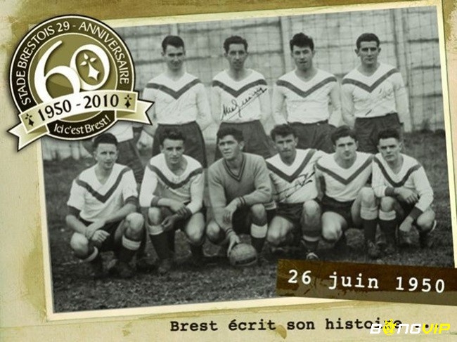 CLB Brest được thành lập vào năm 1950 và thăng hạng nhanh trong hệ thống bóng đá khu vực