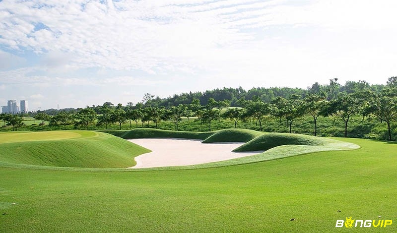Sân golf Bình Dương - Harmonie do nhà thiết kế nổi tiếng Jim Engh tạo ra